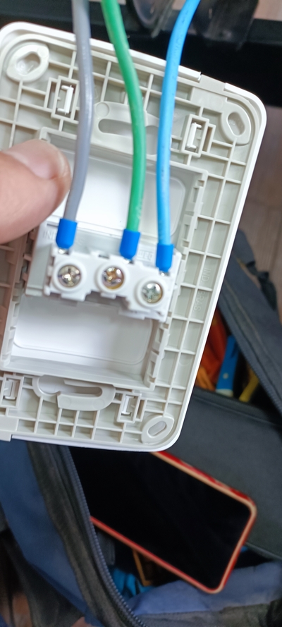 Instalação de Tomada Simples