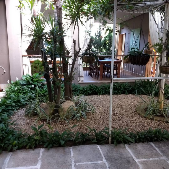 serjap-jardinagemg4836.png