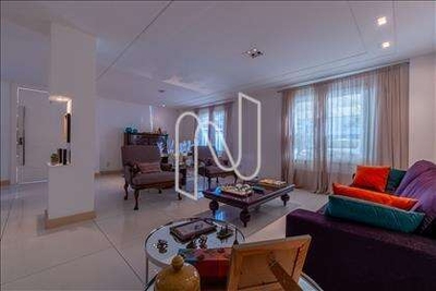 Casa à venda em Mata da Praia - Vitória